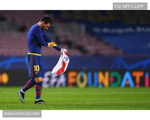 足球球星捂脸动作解读：从情感宣泄到标志性庆祝方式的转变