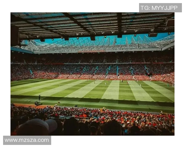 《纵横绿茵场的足坛传奇 解读足球巨星的精彩瞬间与背后故事》